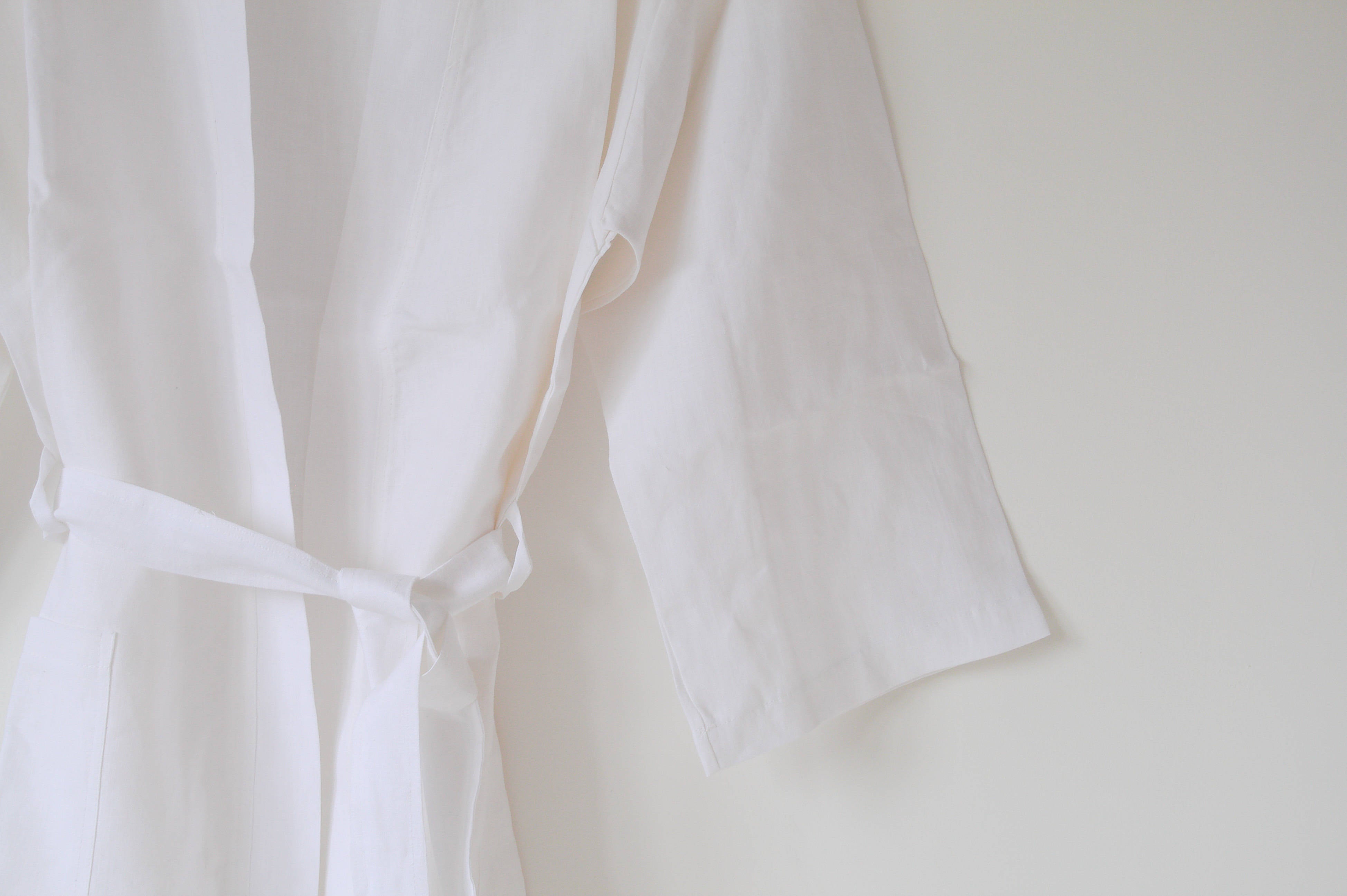 Hemp Robe Organic hemp Japanese Yukata robe in Off White – mooncanopy
