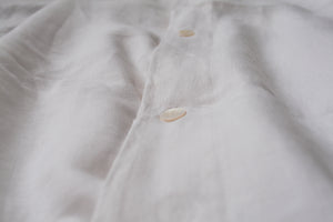 Organic hemp bedset in white. White hemp bed sheets. Organic. Natural. Sustainable.