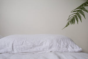 Organic hemp bedset in white. White hemp bed sheets. Organic. Natural. Sustainable.